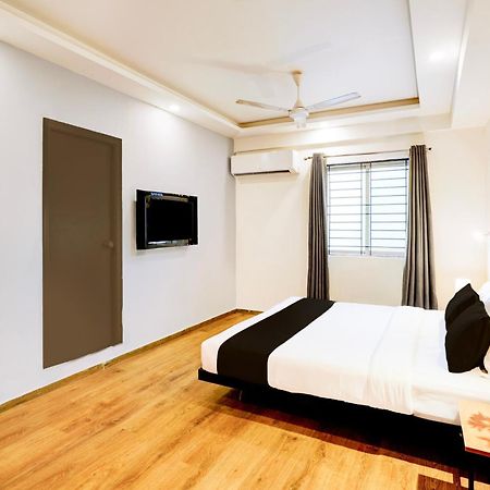 Super Townhouse Jayanagar Hotel Bangalore Bagian luar foto